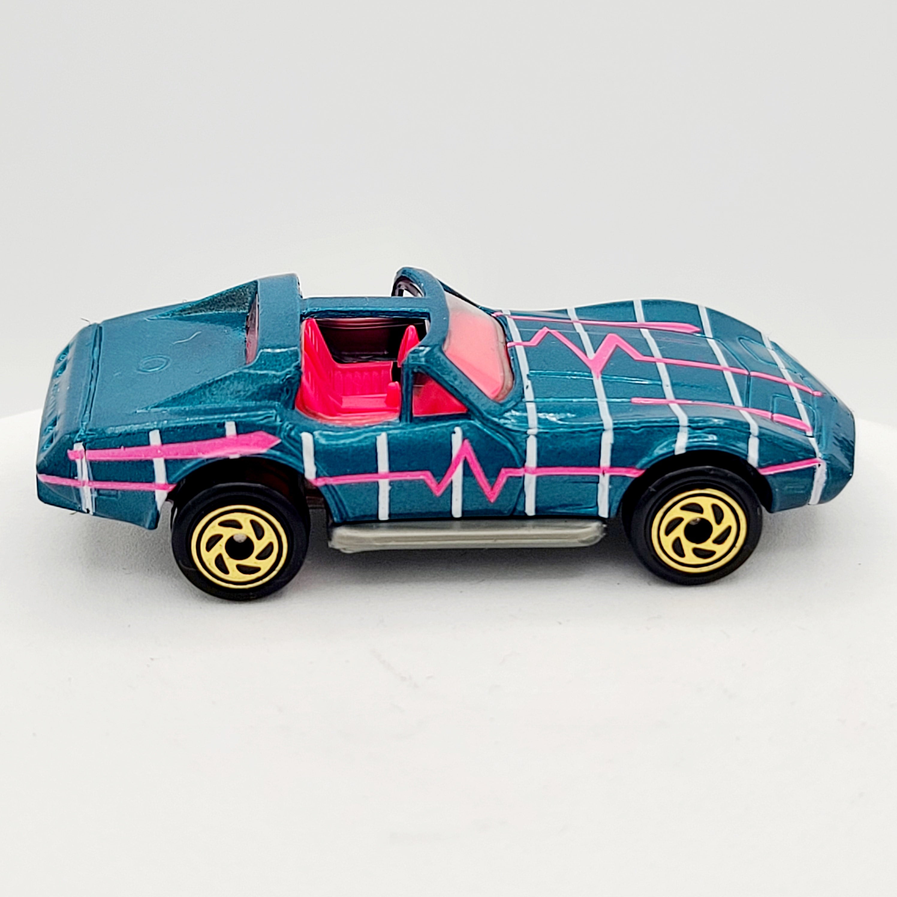 Matchbox Corvette T-Top (1994 MBX Basic 1-75)